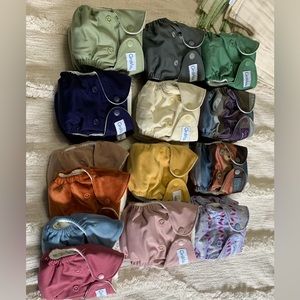 Grovia Newborn Cloth Diapers x 24 plus 18 nb prefolds